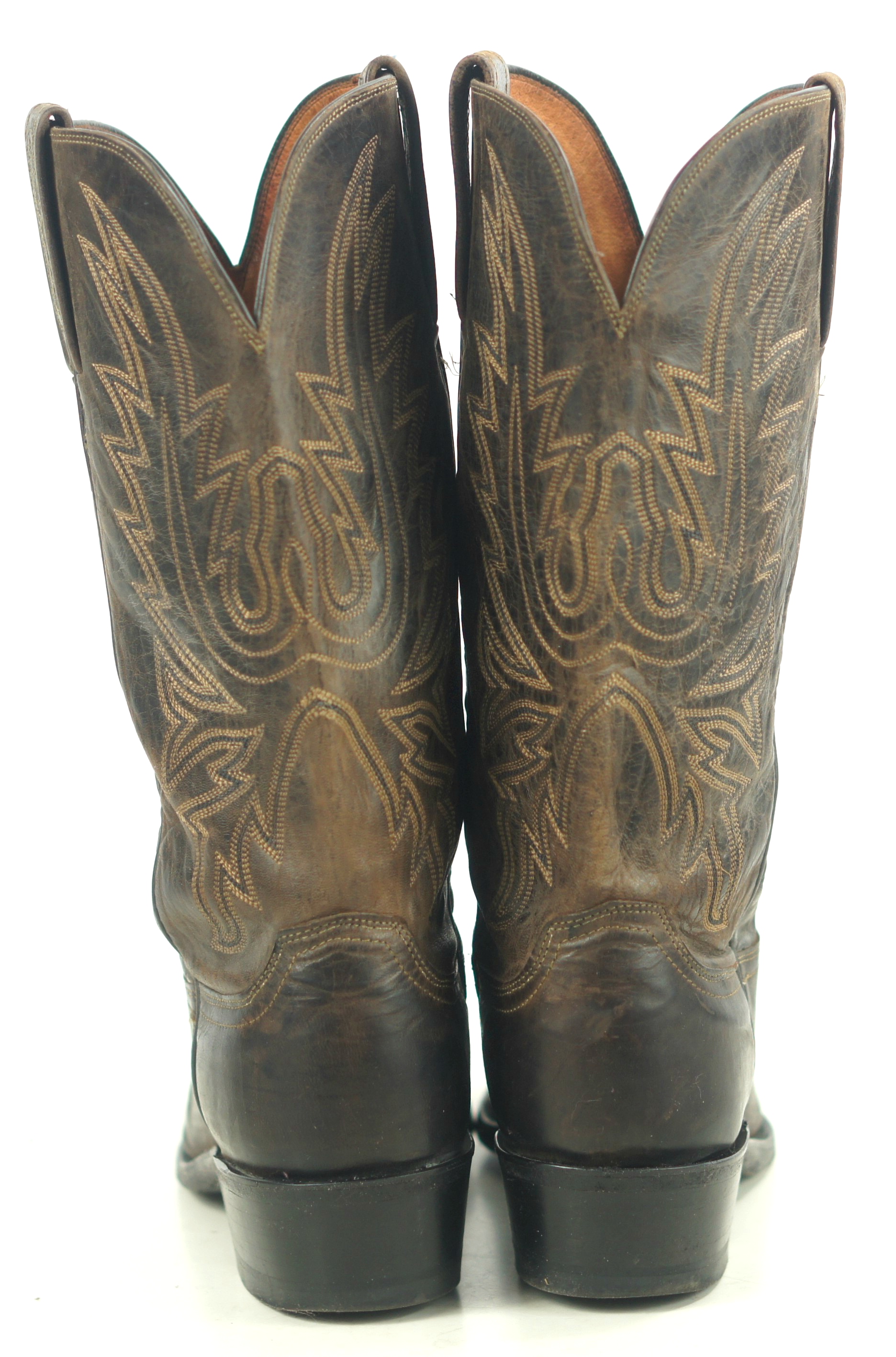 brown snip toe cowgirl boots