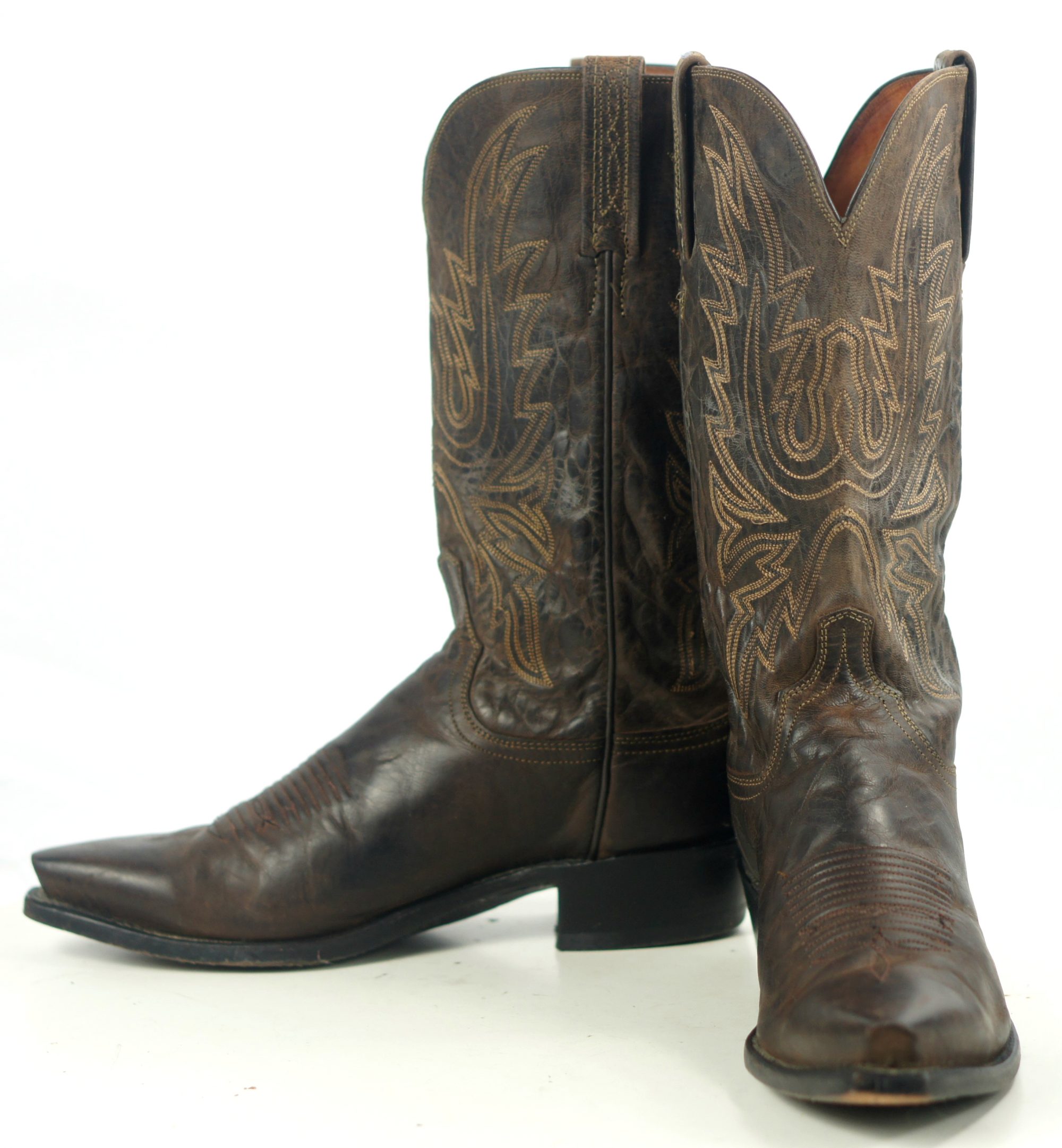 lucchese snip toe boots